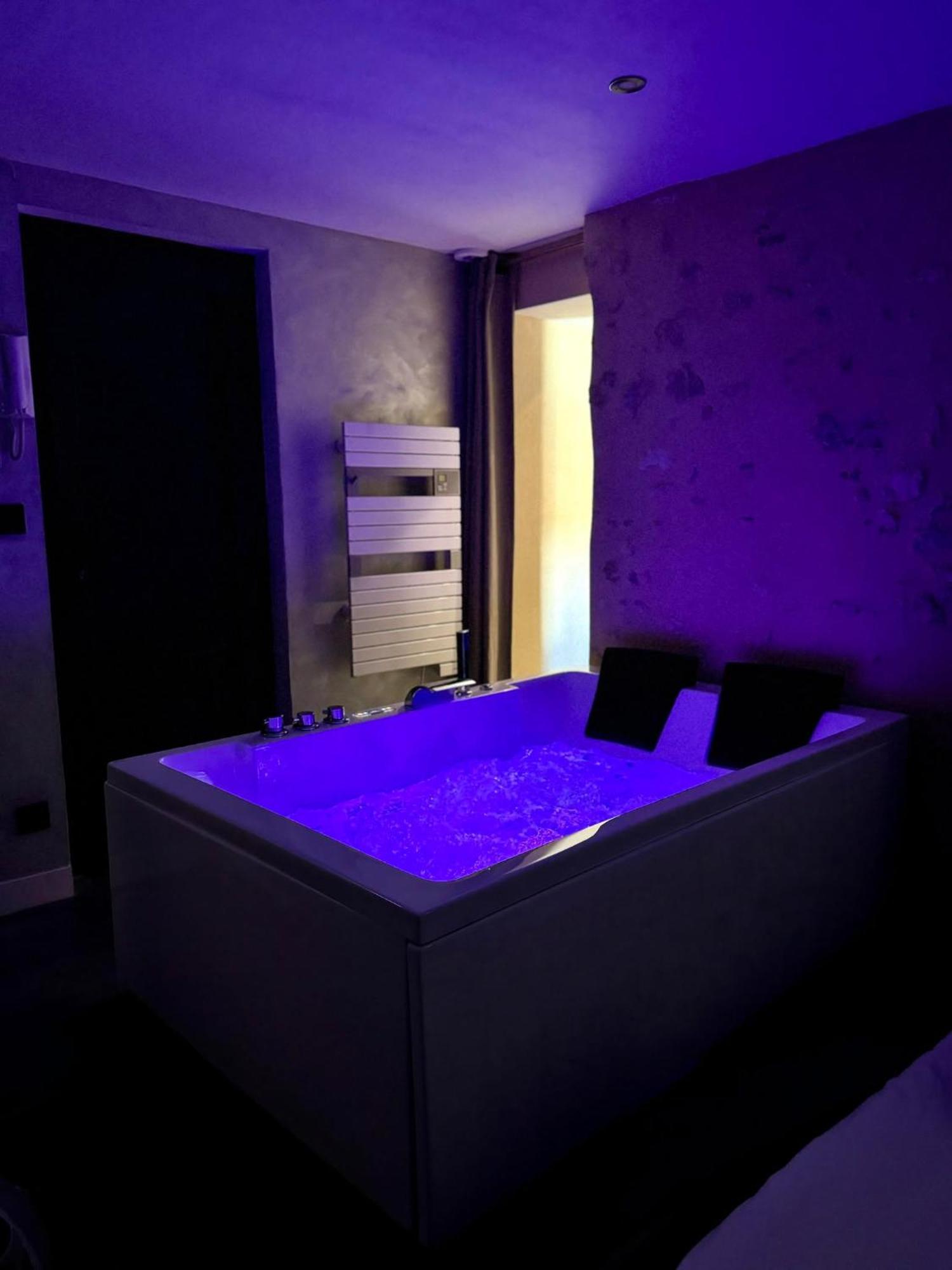 Love Queen Spa Detente Блуа Экстерьер фото